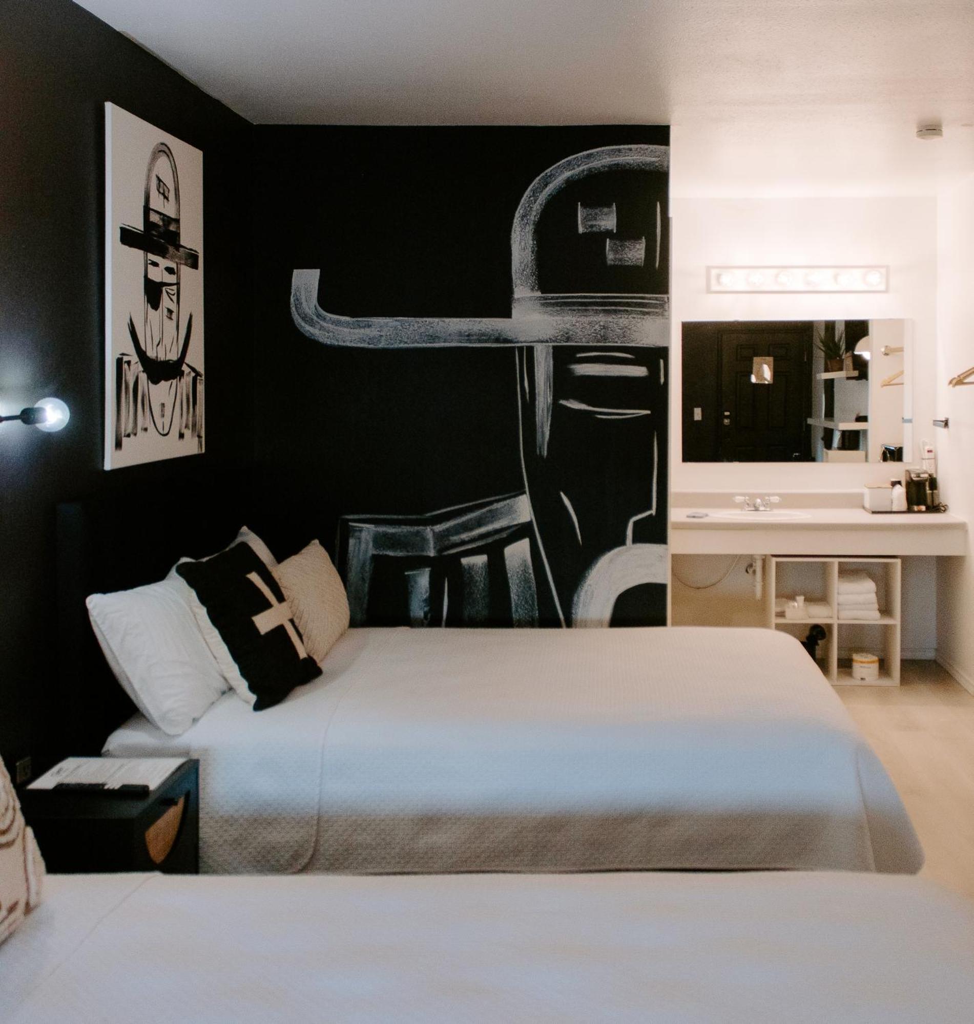 The Cowboy Motel Camp Wood Esterno foto